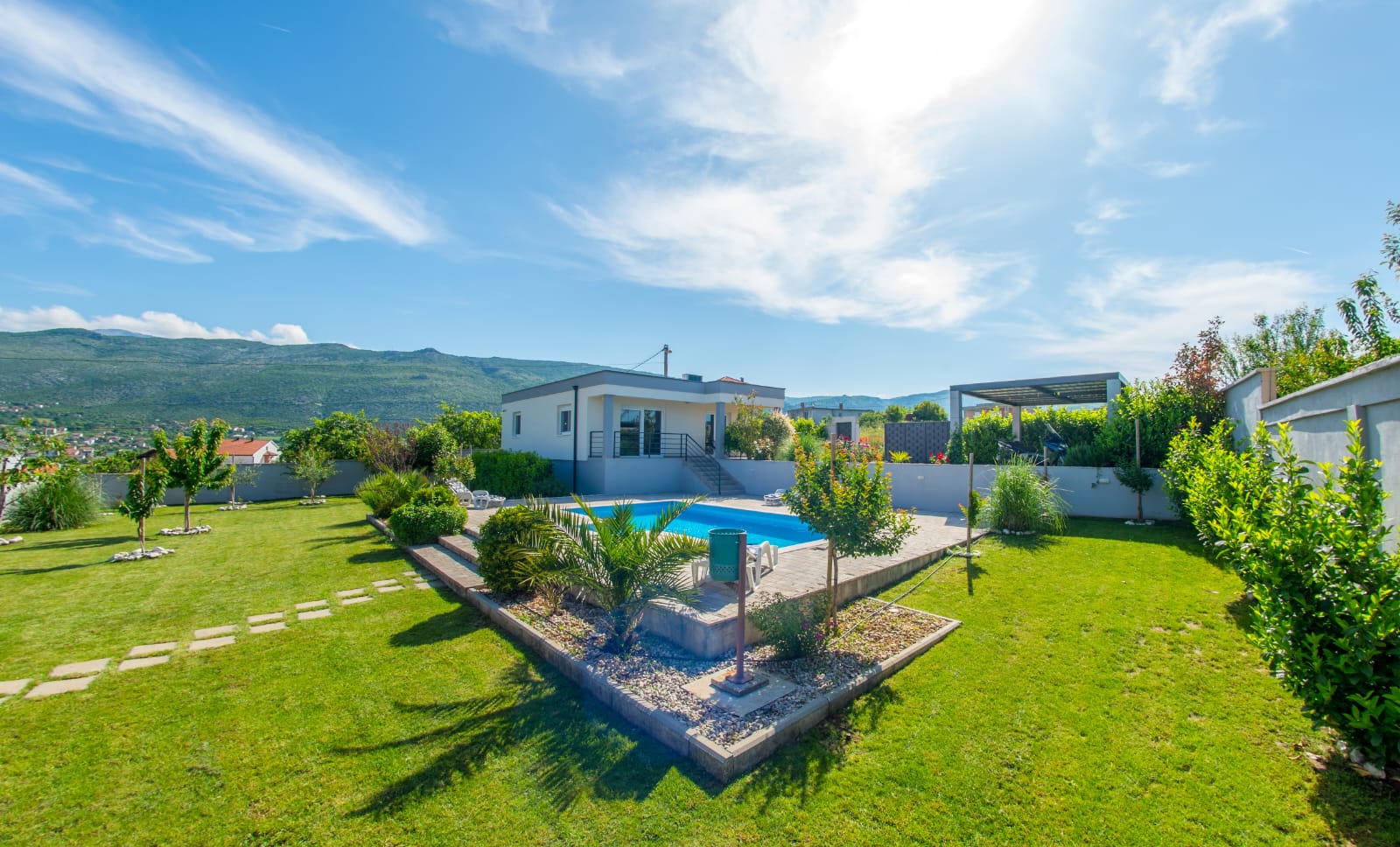VILLA 03